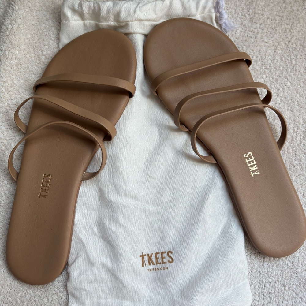 Tkees sandal